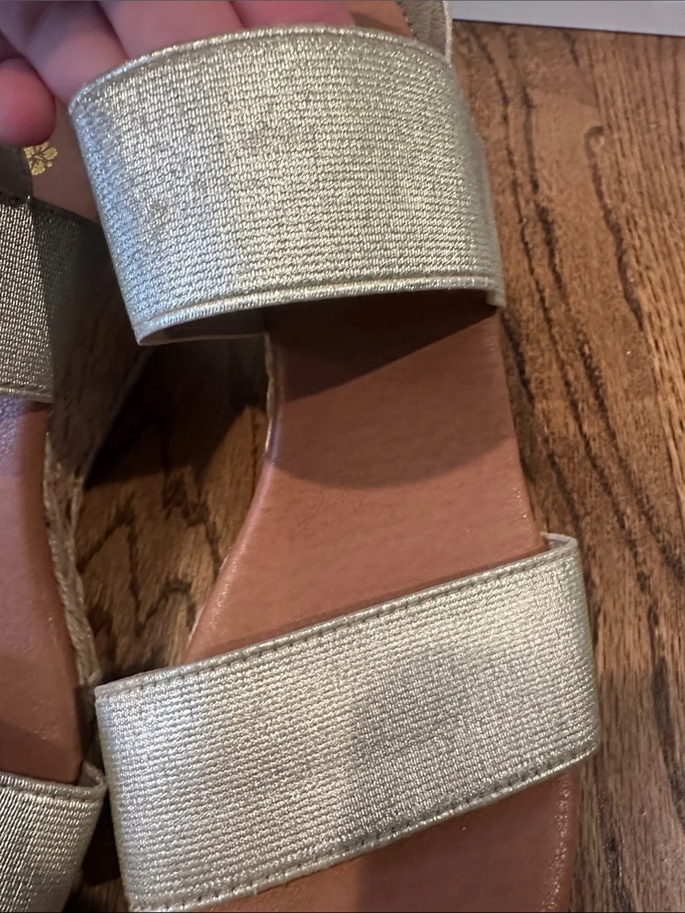 EUC Tommy Bahama Sakura Sz 9.5 Metallic Gold Espadrille Wedge Sandals
